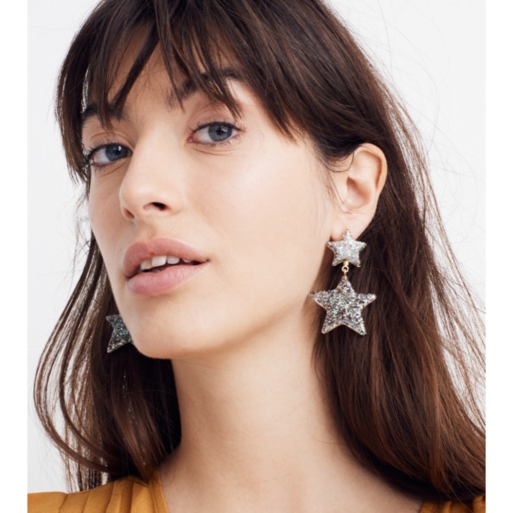 Glitter Star Earrings 🌟 - Picture 2 of 2